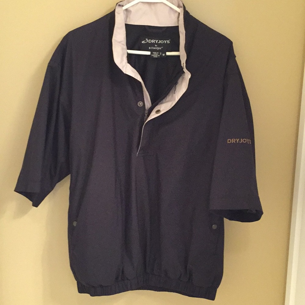 Rain and wind golf pullover